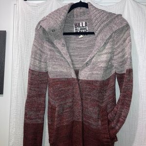 Billabong snap sweater. Size small 100% cotton. Maroon and grey